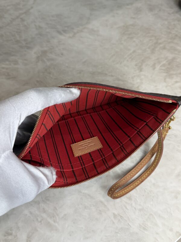 Louis Vuitton Monogrami Neverfull MM Cerise