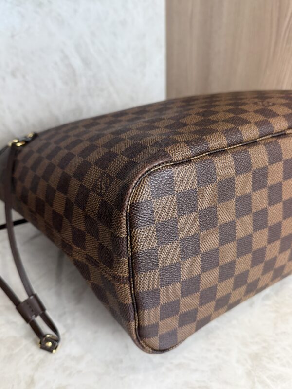 Louis Vuitton Damier Ebene Neverfull MM