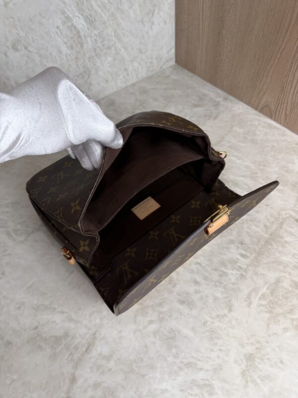 Louis Vuitton Monogram Pochette Metis