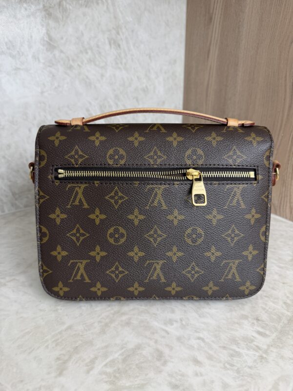 Louis Vuitton Monogram Pochette Metis
