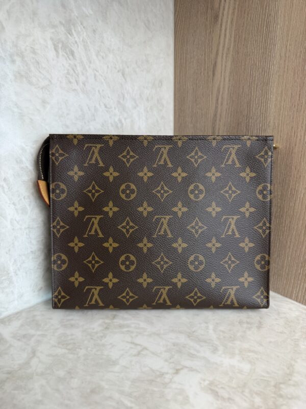 Louis Vuitton Monogram Toiletry 26