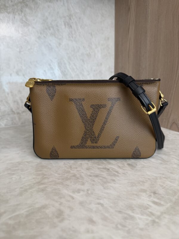 Louis Vuitton Double Zip Pochette Limited Edition Reverse Monogram Giant