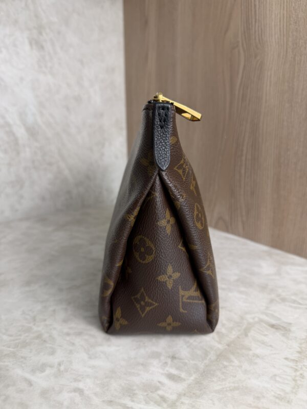 Louis Vuitton Monogram Pallas Beauty Case Black