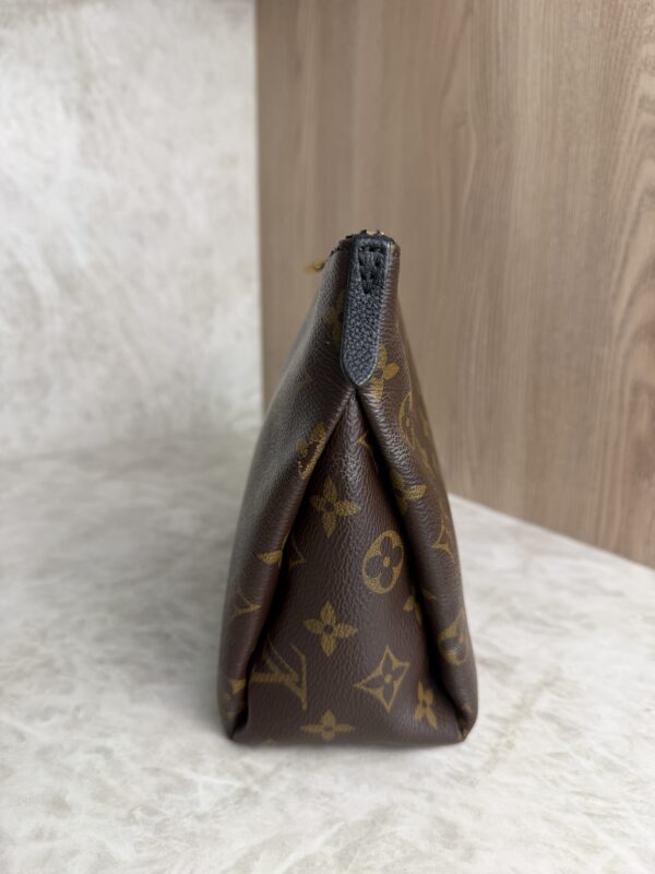 Louis Vuitton Monogram Pallas Beauty Case Black