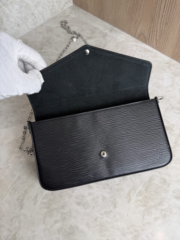 Louis Vuitton Epi Pochette Felicie Chain Wallet Noir