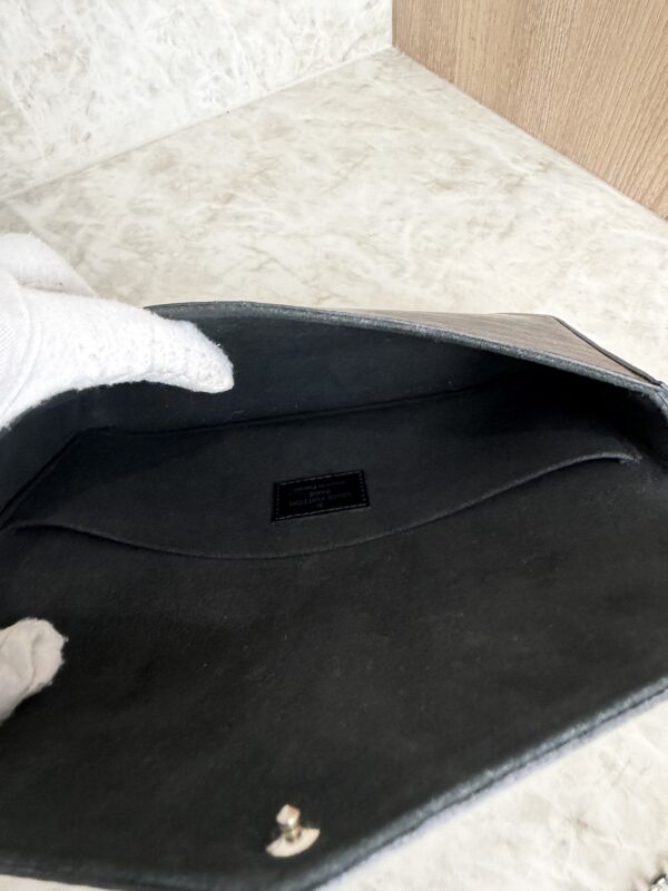 Louis Vuitton Epi Pochette Felicie Chain Wallet Noir