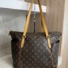 Louis Vuitton Monogram Totally MM