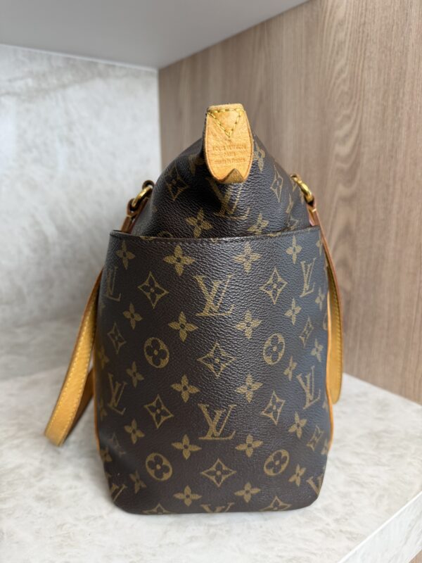 Louis Vuitton Monogram Totally MM