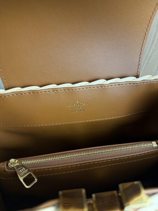 Louis Vuitton Capucines Bag Wicker with Leather BB