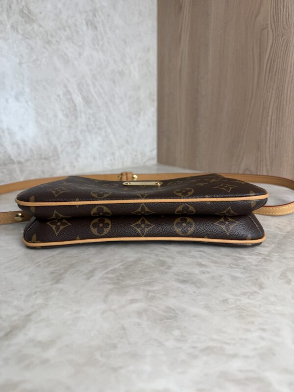 Louis Vuitton Liv Pochette Monogram Canvas