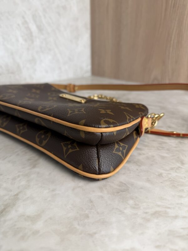 Louis Vuitton Liv Pochette Monogram Canvas