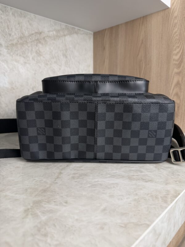 https://www.herauthentic.com/