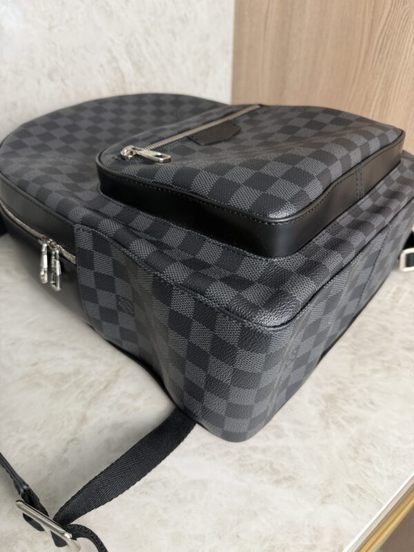 https://www.herauthentic.com/