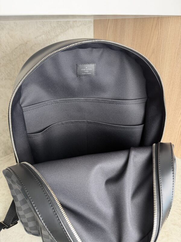 https://www.herauthentic.com/