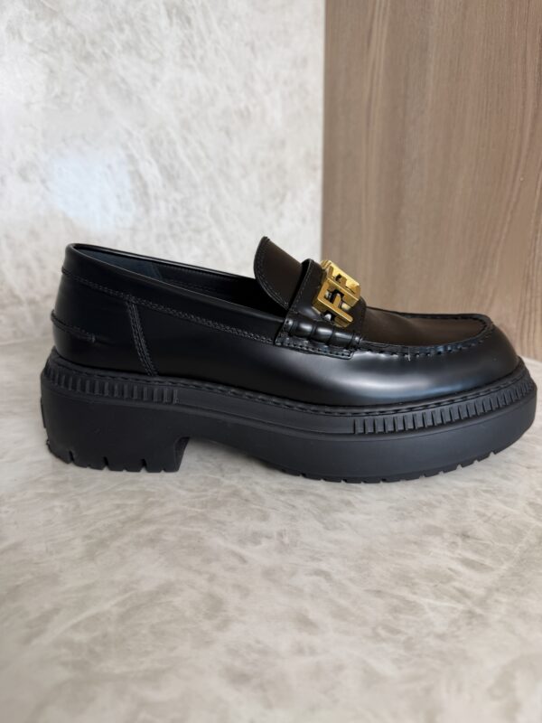 Fendi Vitello Abrasivato Fendigraphy 50mm Loafers 39 Black