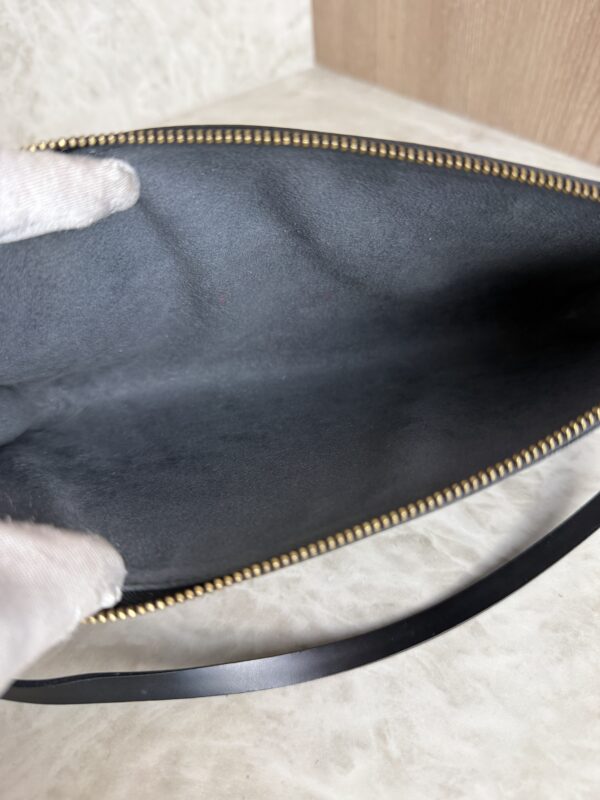Louis Vuitton Epi Pochette Accessories 24 Black