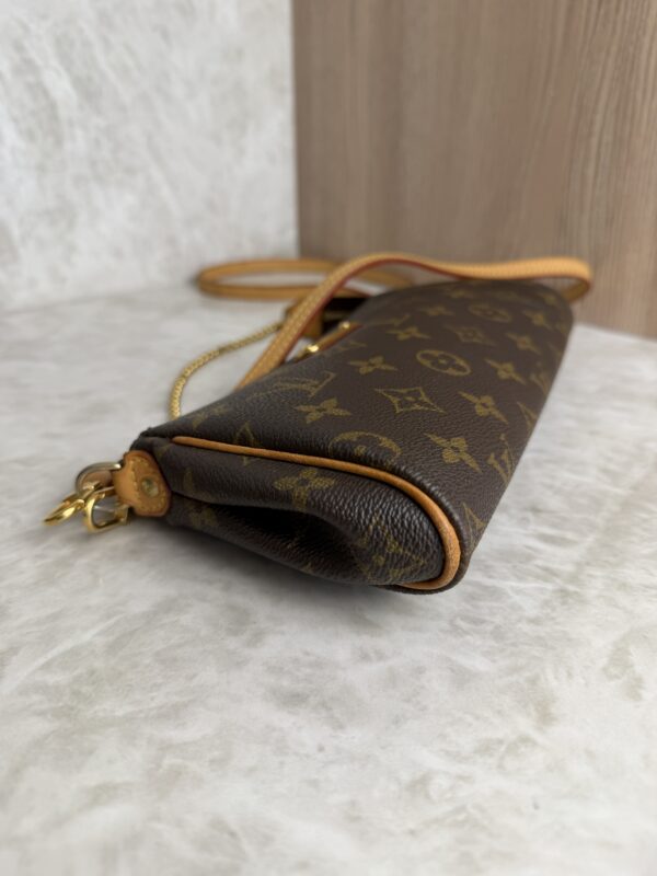 Louis Vuitton Monogram Pochette Eva