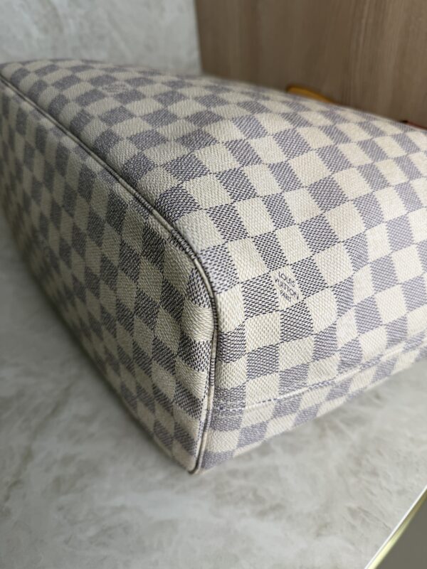 Louis Vuitton Damier Azur Neverfull MM